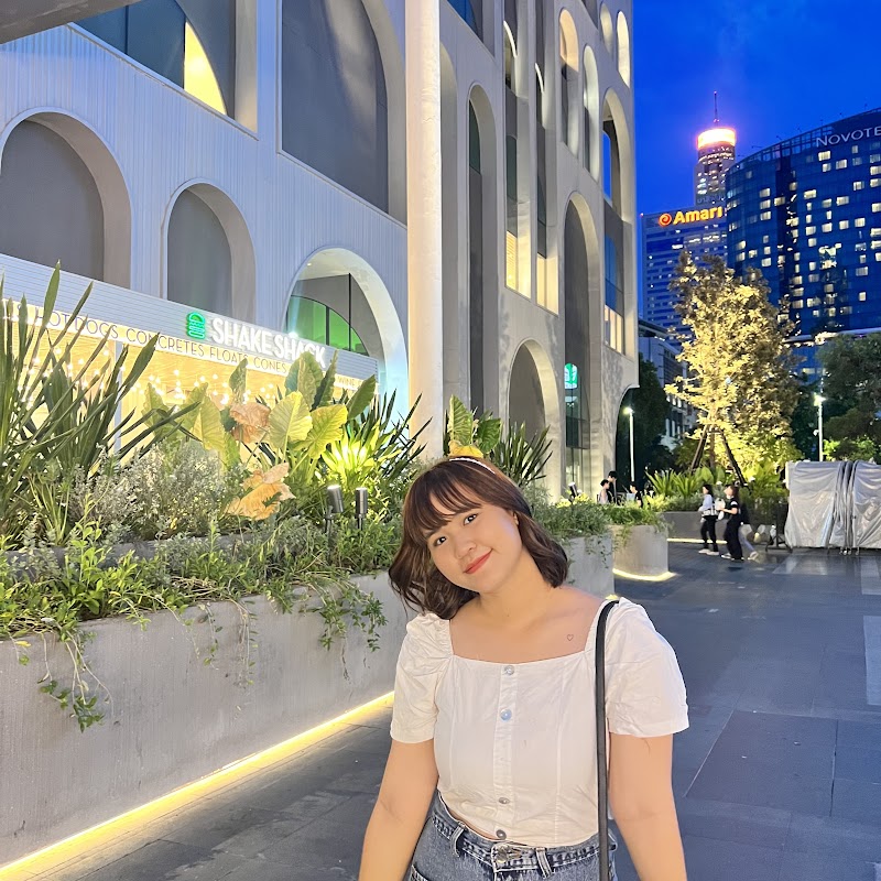 แพรว
